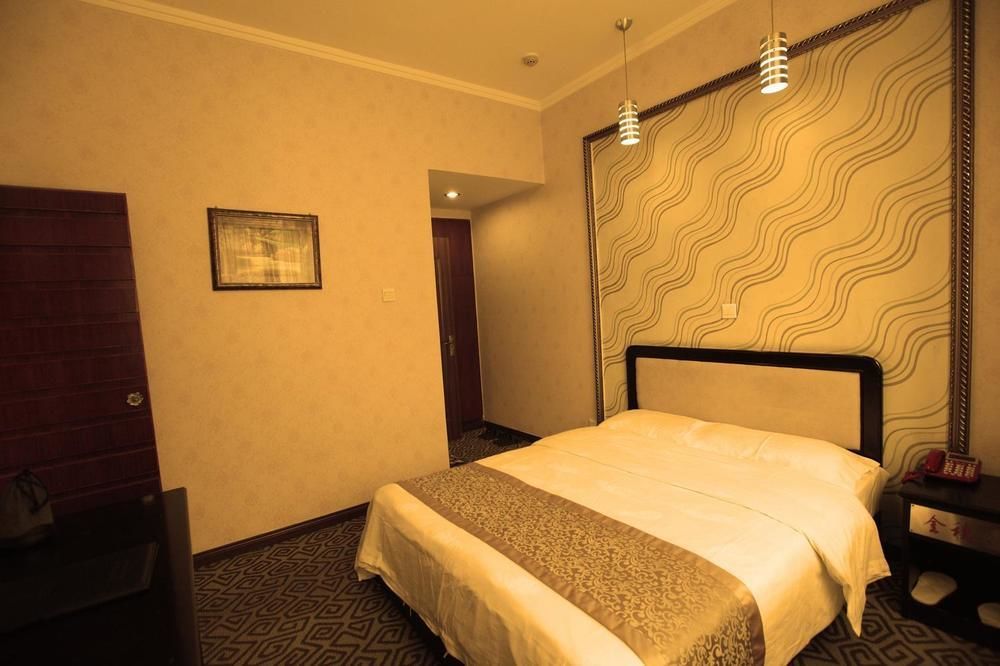 Huashan Jinsui Hotel Huayin ภายนอก รูปภาพ