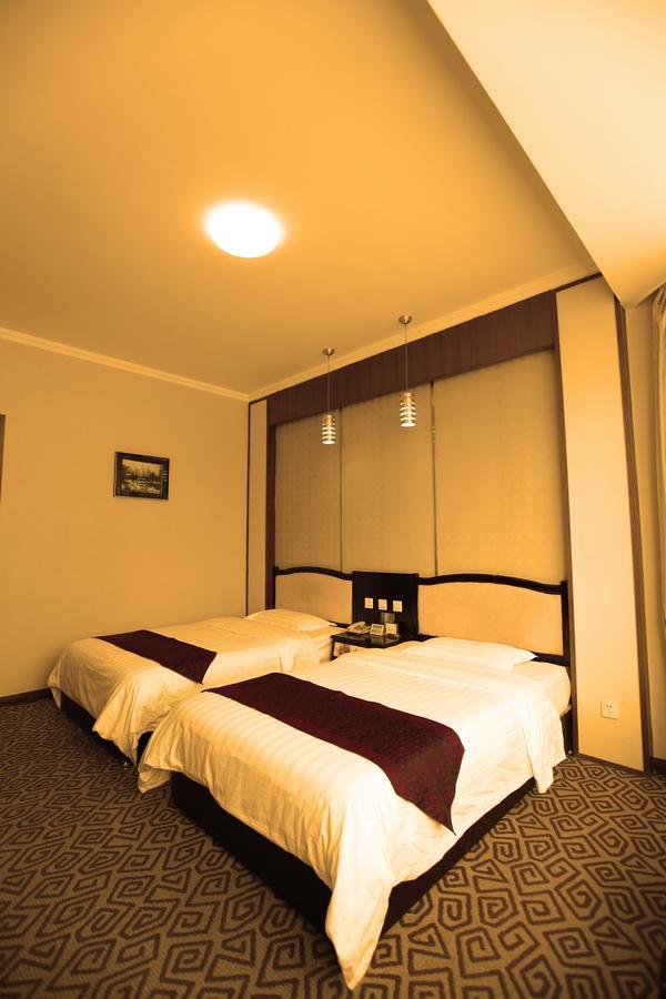 Huashan Jinsui Hotel Huayin ภายนอก รูปภาพ