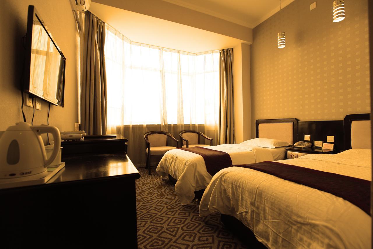 Huashan Jinsui Hotel Huayin ภายนอก รูปภาพ